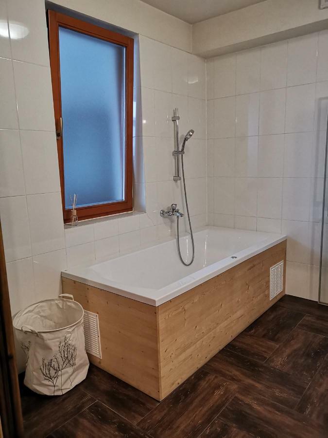 Family Apartment In Tatranská Lomnica Екстериор снимка