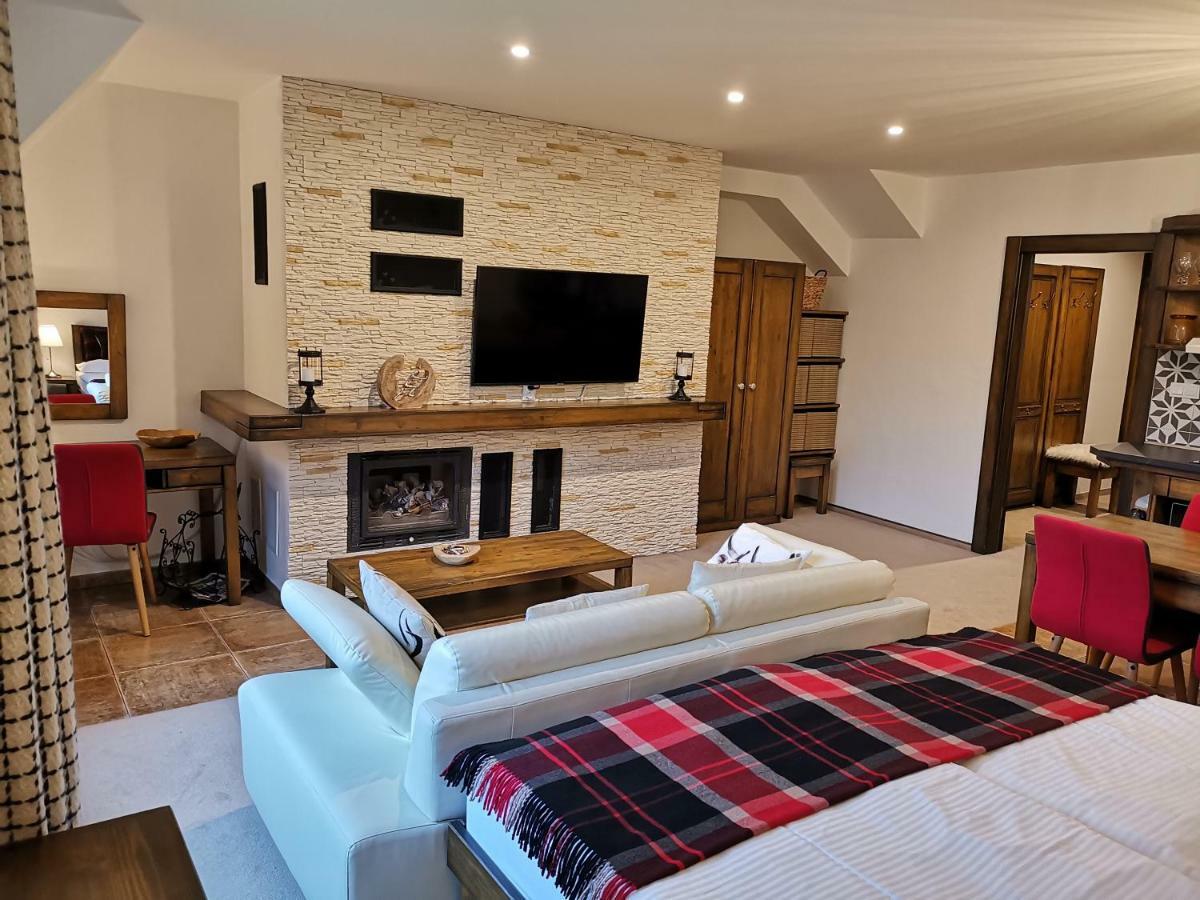 Family Apartment In Tatranská Lomnica Екстериор снимка