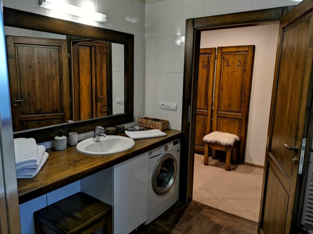 Family Apartment In Tatranská Lomnica Екстериор снимка